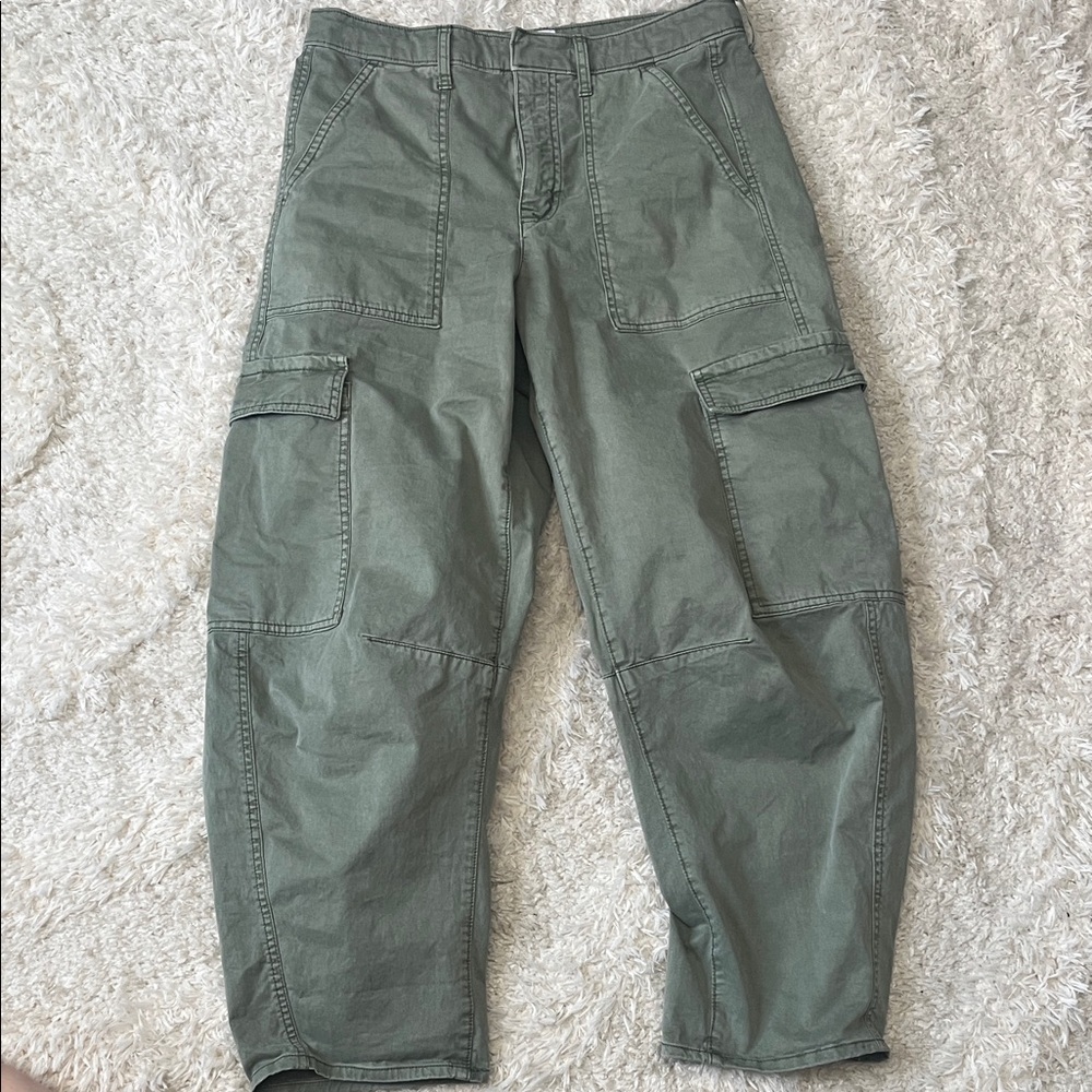 GAP Women's Olive Cropped Cargo Barrel Pants